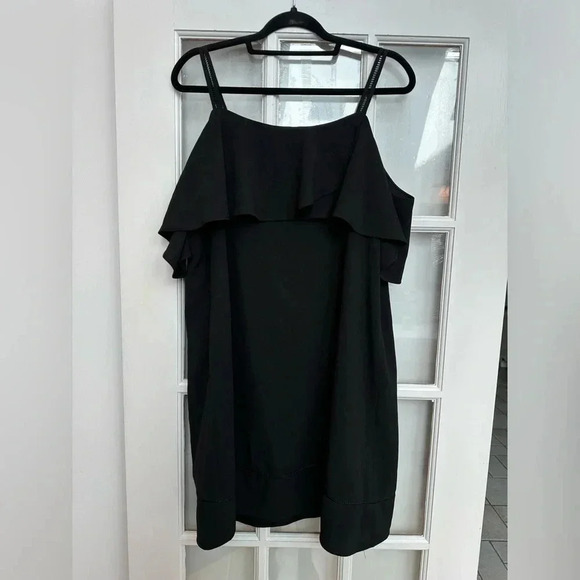 Maggy London Classic Black Cold Shoulder Ruffle Shift Dress Women’s Size 14 - Picture 3 of 12